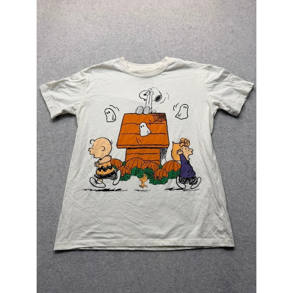 Peanuts Halloween Snoopy Charlie Brown Woodstock Graphic T-Shirt White XS